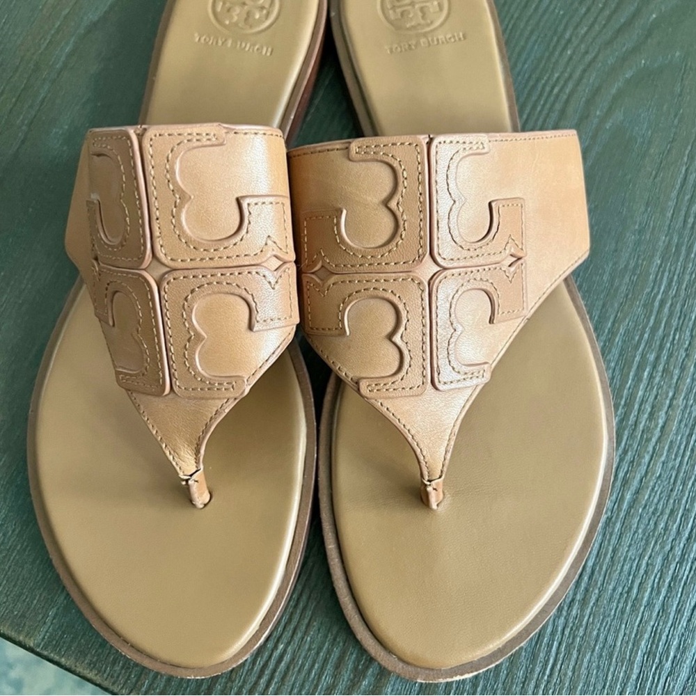 Tory Burch Tan Sandals Size 9